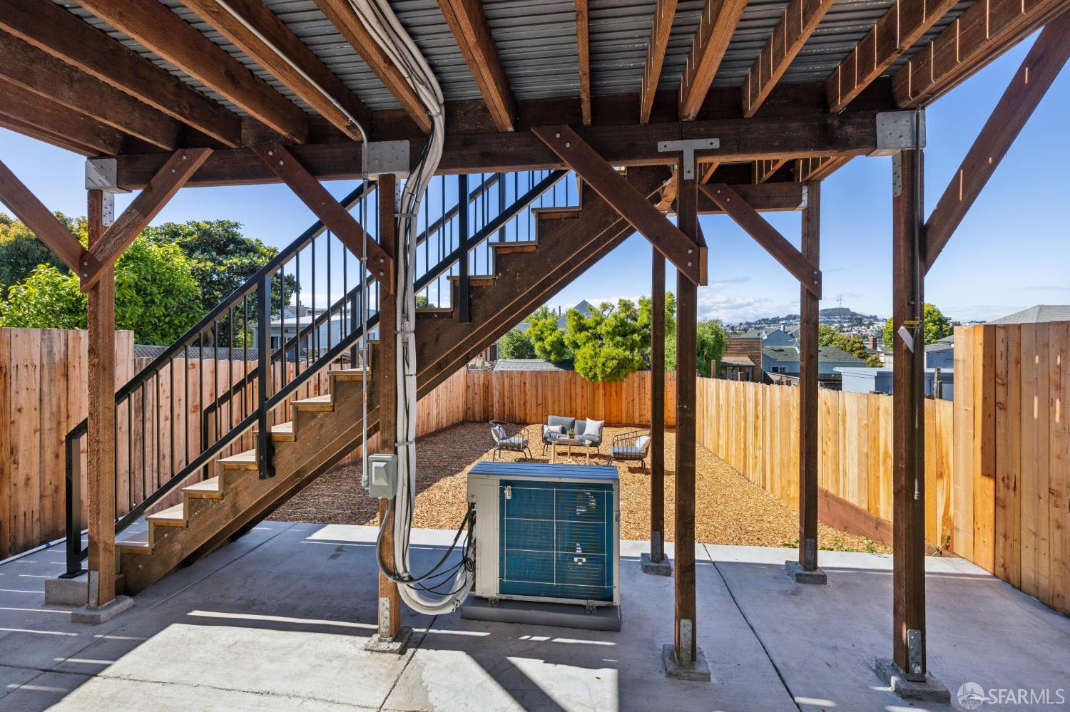 Detail Gallery Image 49 of 72 For 422 Winchester St, Daly City,  CA 94014 - 5 Beds | 3 Baths