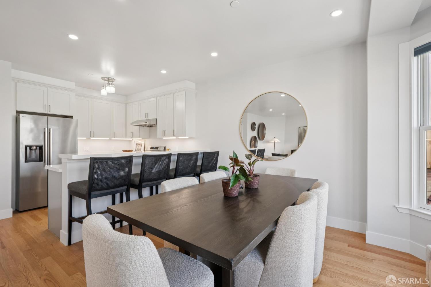 Photo #5: 426121363 Listing: Photo #5