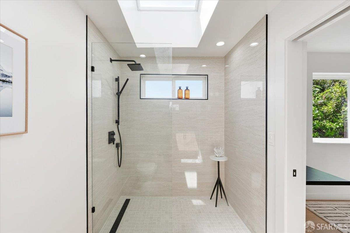 Detail Gallery Image 40 of 68 For 25 Shasta Ln, Pacifica,  CA 94044 - 4 Beds | 3 Baths