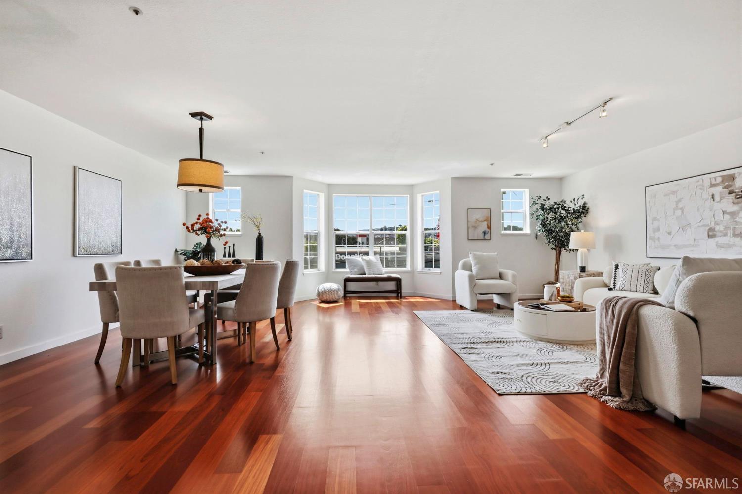 Photo #6: 426121923 Listing: Photo #6