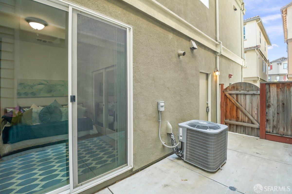 Detail Gallery Image 18 of 25 For 79 Middleton Pl, Hayward,  CA 94544 - 4 Beds | 3/1 Baths