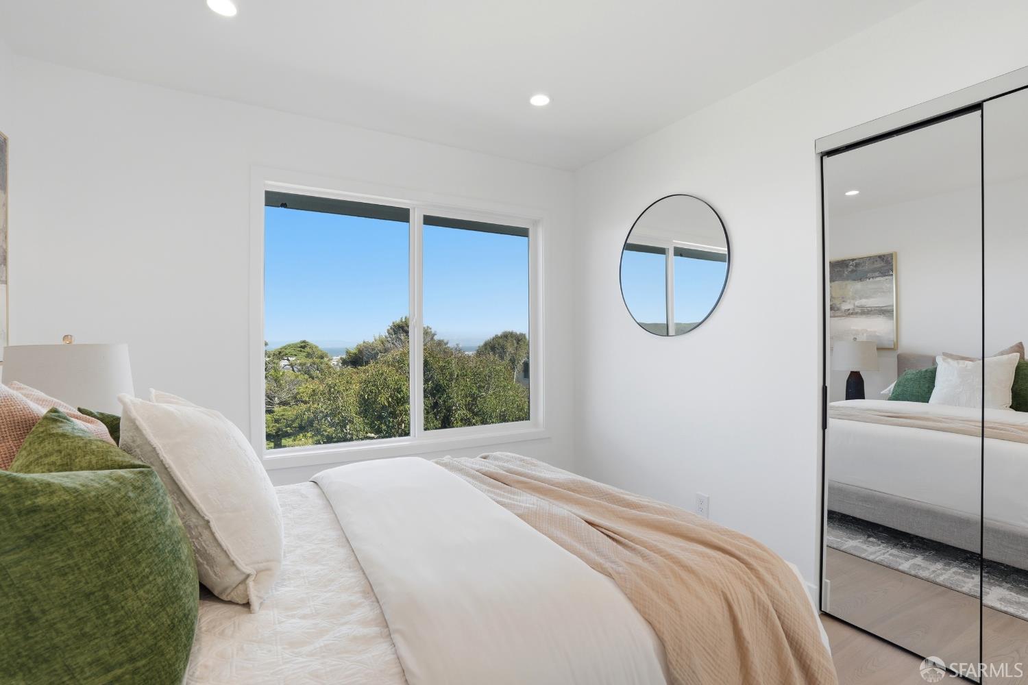 Detail Gallery Image 35 of 66 For 3730 Bettman Way, South San Francisco,  CA 94080 - 3 Beds | 2/1 Baths