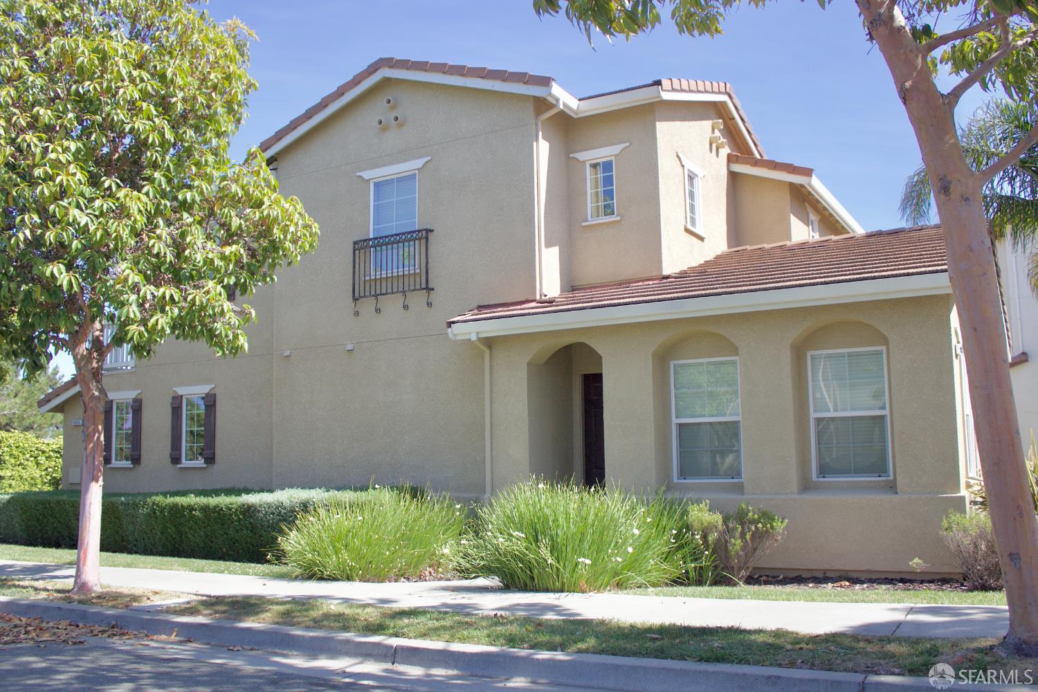 Detail Gallery Image 9 of 9 For 5056 Baffy Ct, Richmond,  CA 94806 - 3 Beds | 2/1 Baths