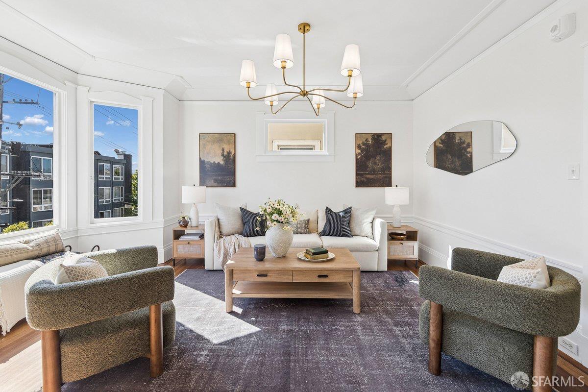 Photo #2: 426121974 Listing: Photo #2