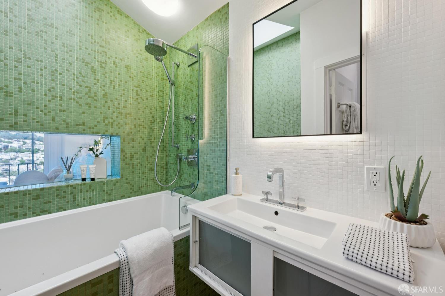 501 Corbett, San Francisco, CA, 94114