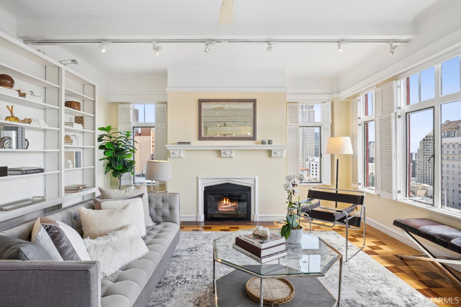 Photo #1: 426120848 Listing: Photo #1