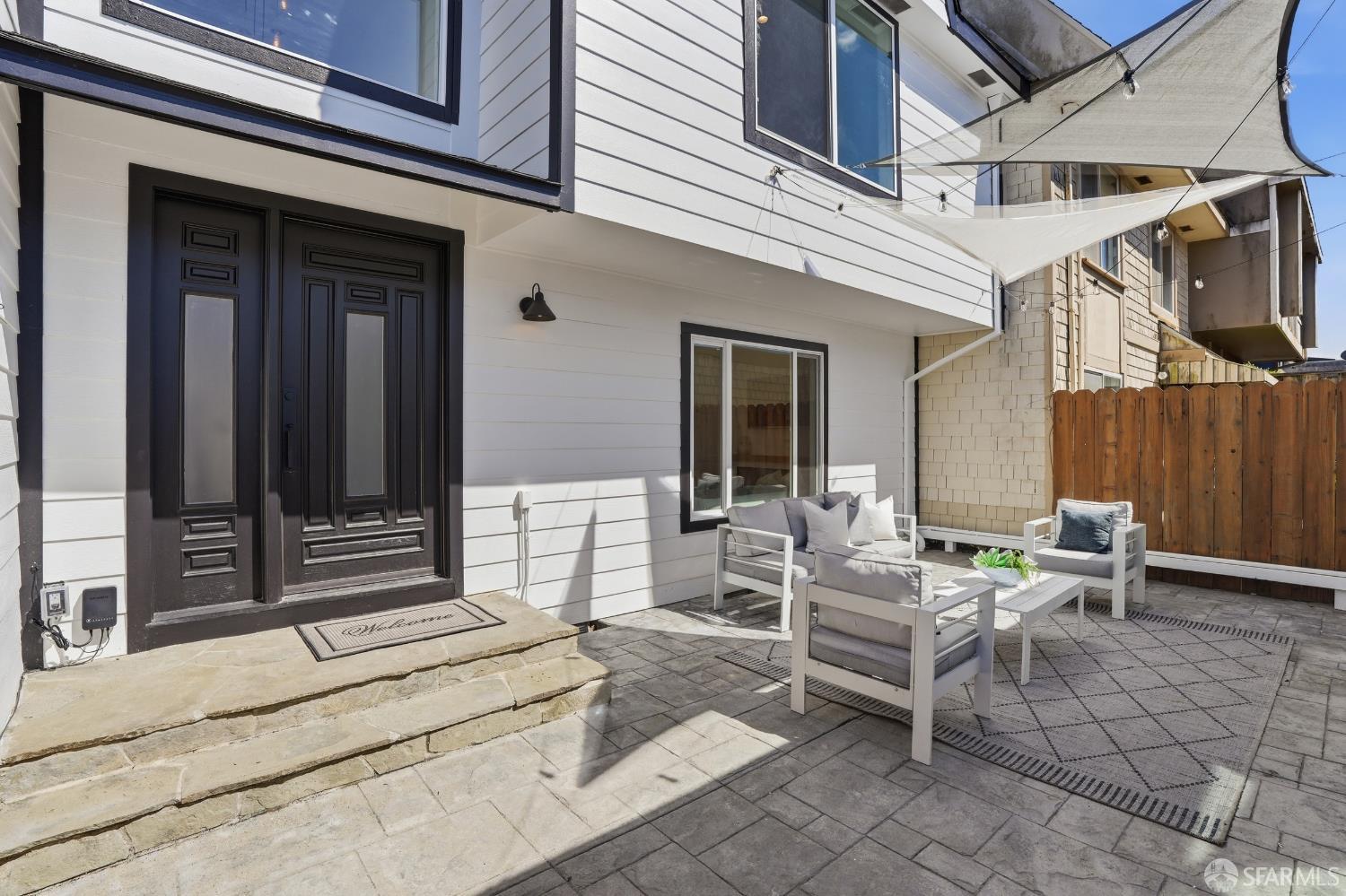 Detail Gallery Image 7 of 66 For 3730 Bettman Way, South San Francisco,  CA 94080 - 3 Beds | 2/1 Baths