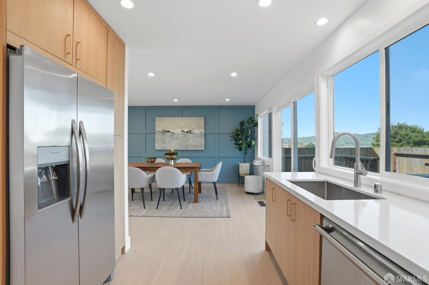 Detail Gallery Image 28 of 66 For 3730 Bettman Way, South San Francisco,  CA 94080 - 3 Beds | 2/1 Baths