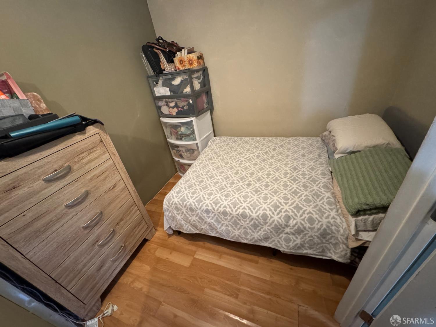 Photo #17: 426121602 Listing: Photo #17