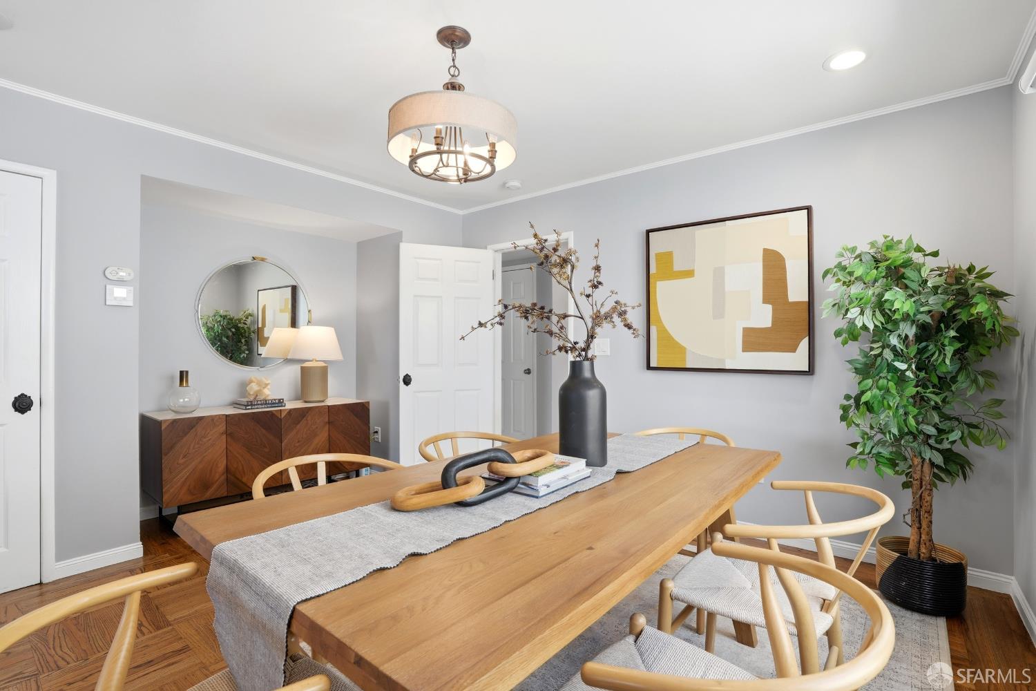 Detail Gallery Image 9 of 55 For 636 Southgate Ave, Daly City,  CA 94015 - 4 Beds | 2 Baths