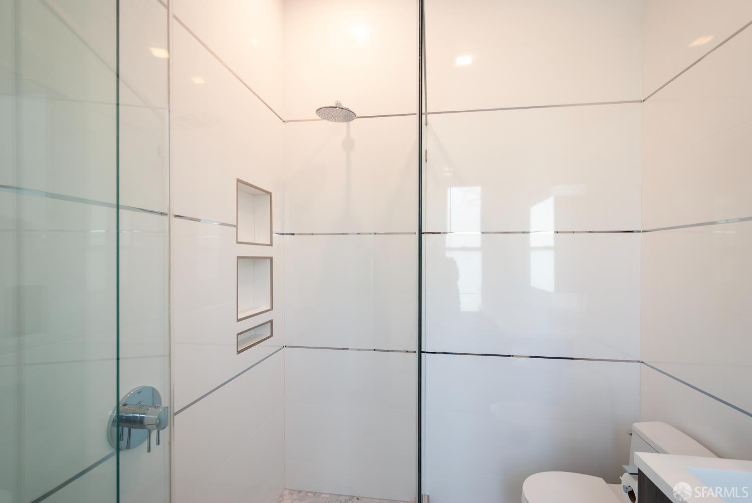 Detail Gallery Image 27 of 34 For 60 Carmelita St, San Francisco,  CA 94117 - 2 Beds | 2 Baths