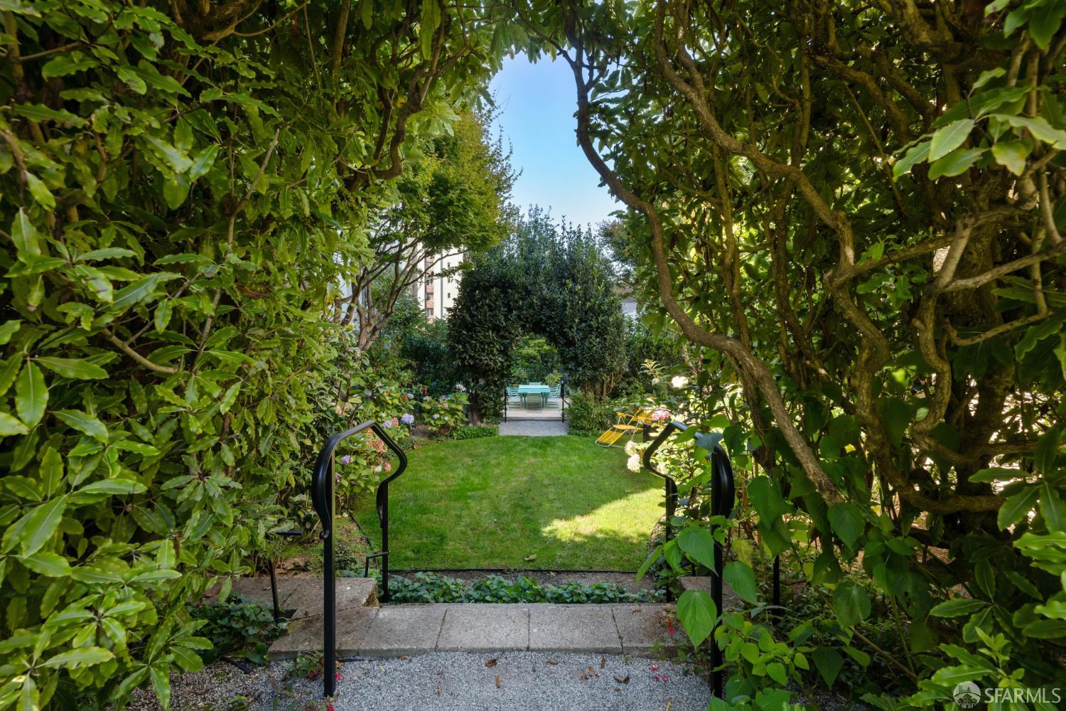 Photo #43: 426108328 Listing: Photo #43