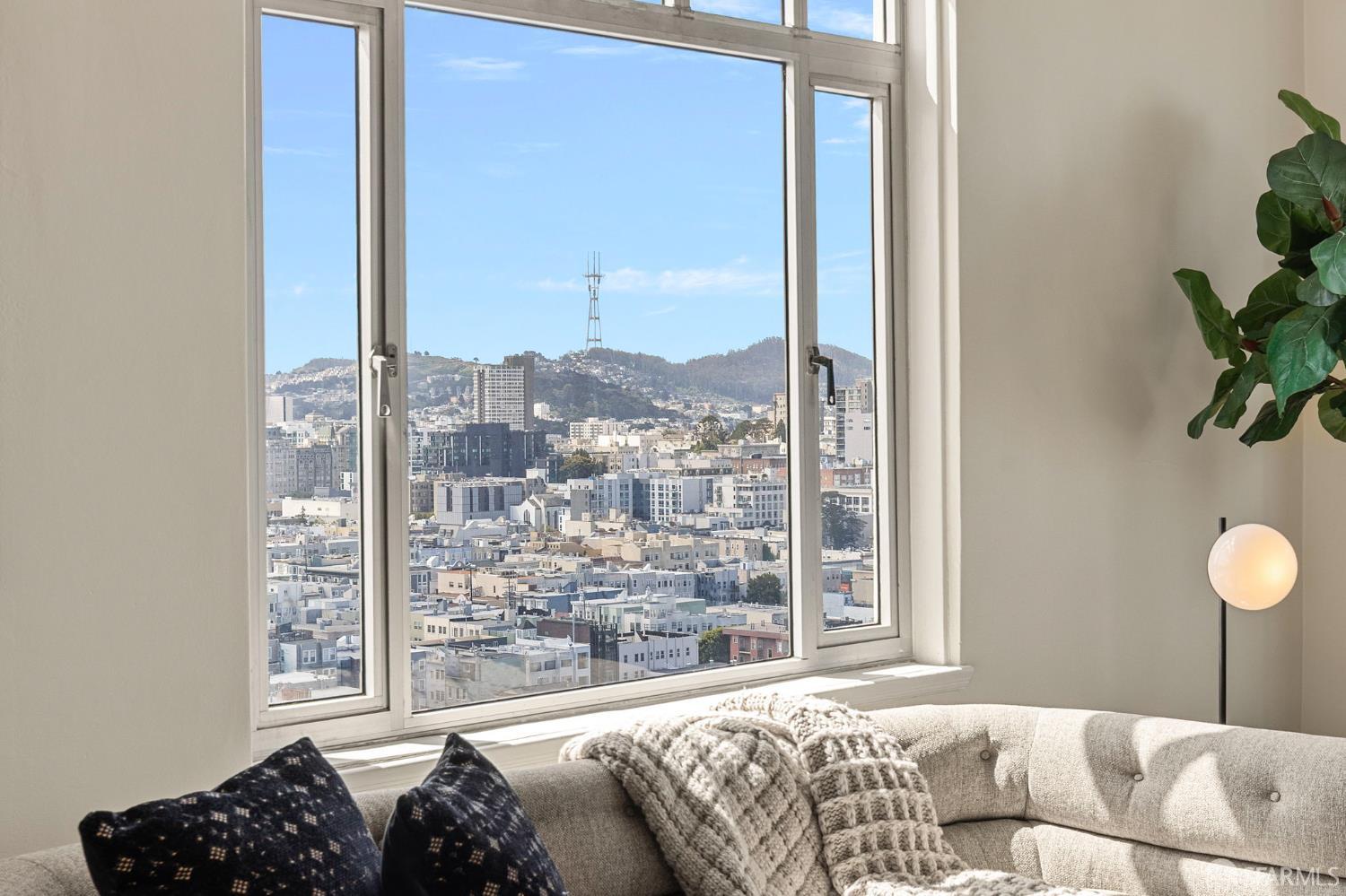 Photo #8: 426119302 Listing: Photo #8