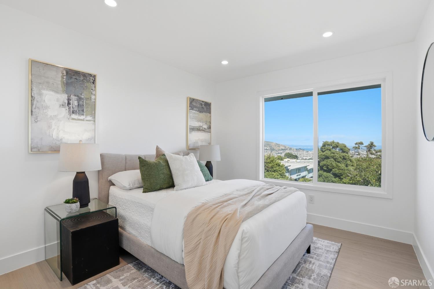 Detail Gallery Image 34 of 66 For 3730 Bettman Way, South San Francisco,  CA 94080 - 3 Beds | 2/1 Baths