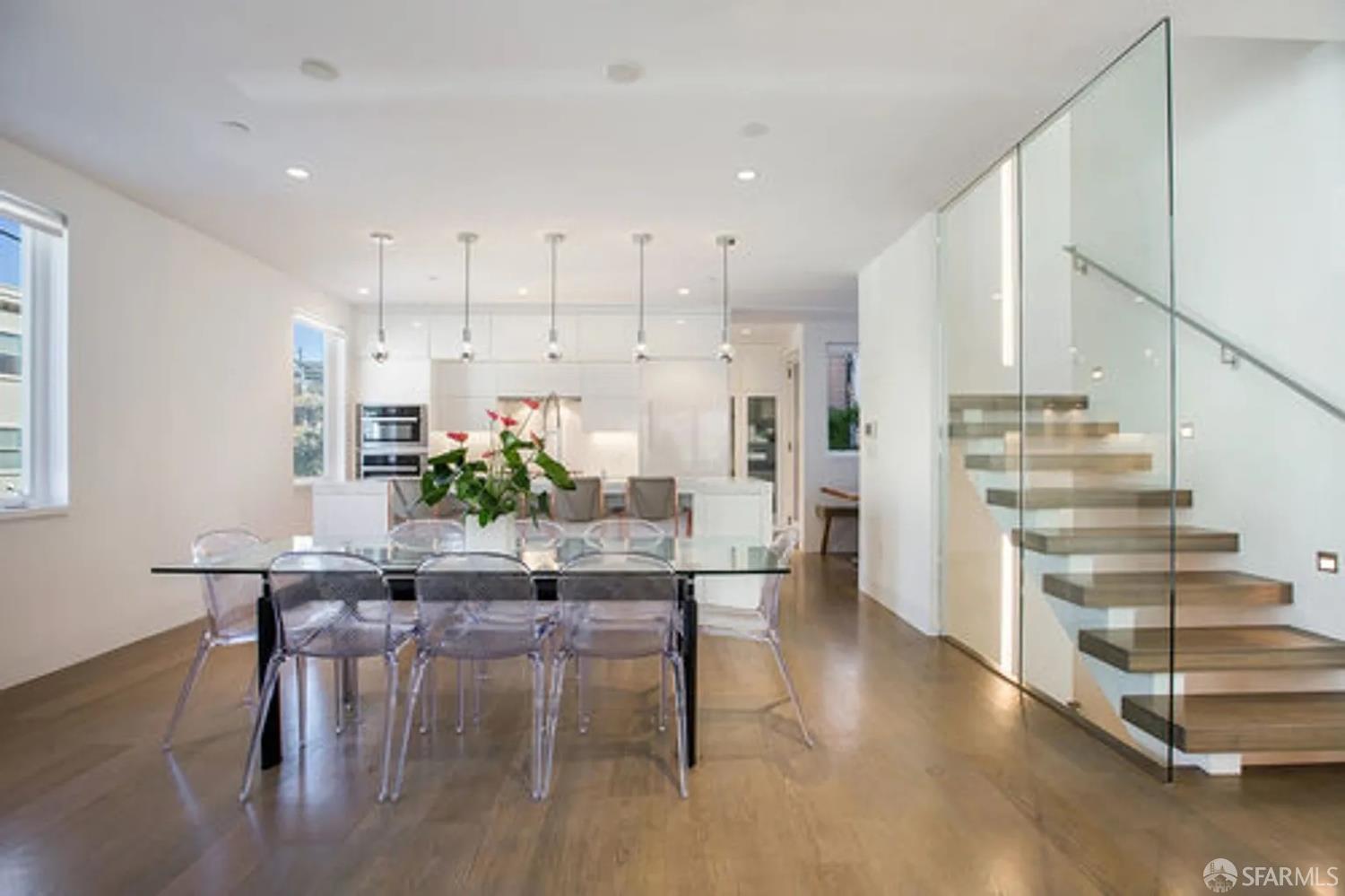 Detail Gallery Image 2 of 20 For Address Is Not Disclosed, San Francisco,  CA 94117 - 4 Beds | 3/1 Baths