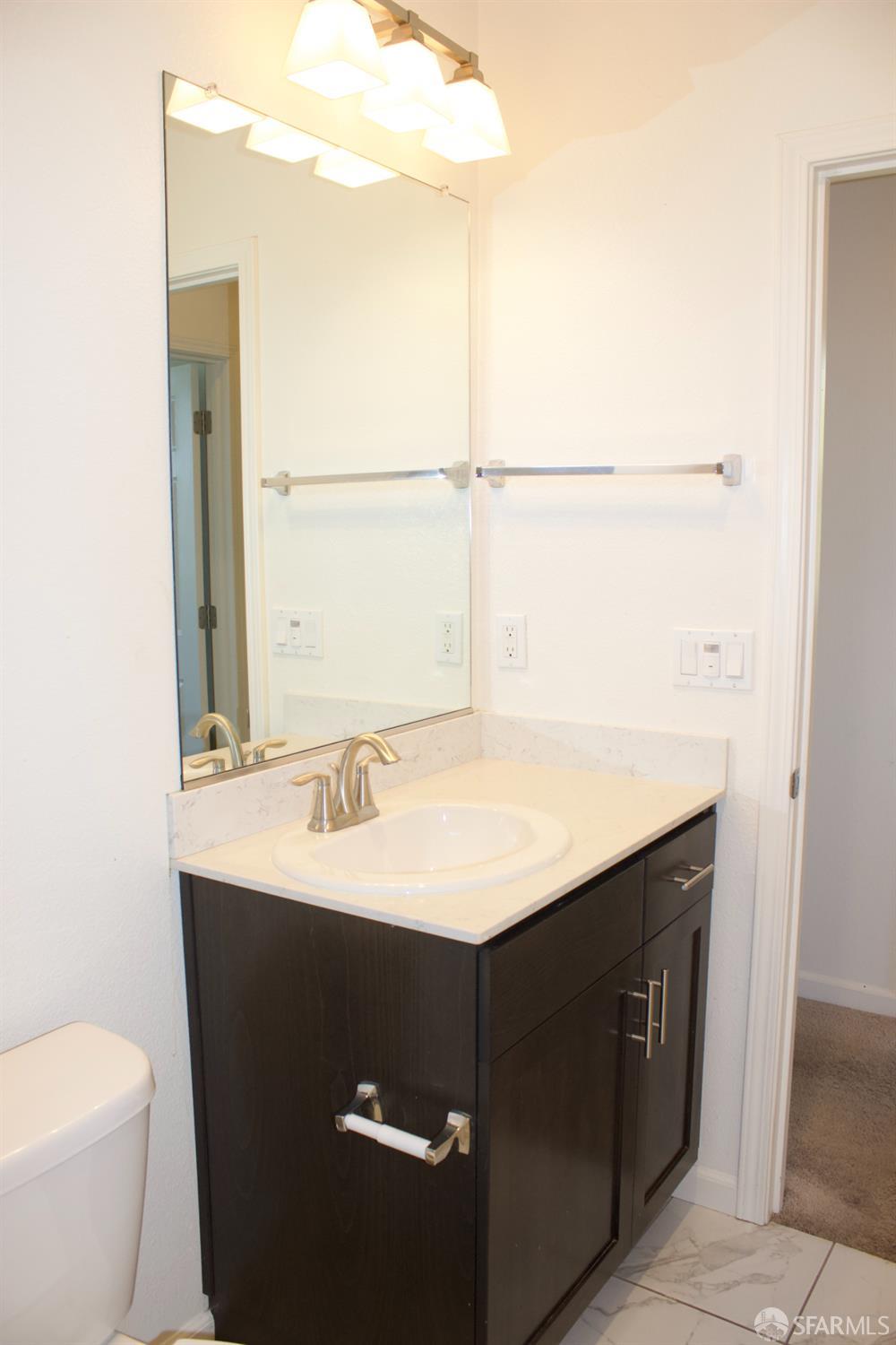 Detail Gallery Image 5 of 9 For 5056 Baffy Ct, Richmond,  CA 94806 - 3 Beds | 2/1 Baths