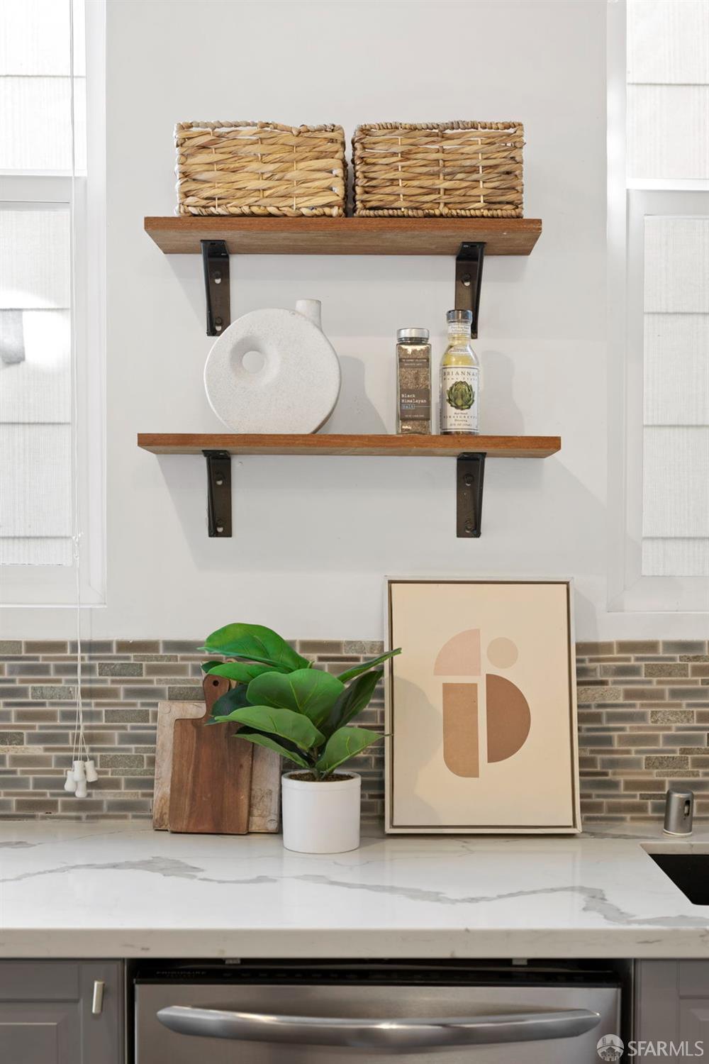 Photo #9: 426121650 Listing: Photo #9