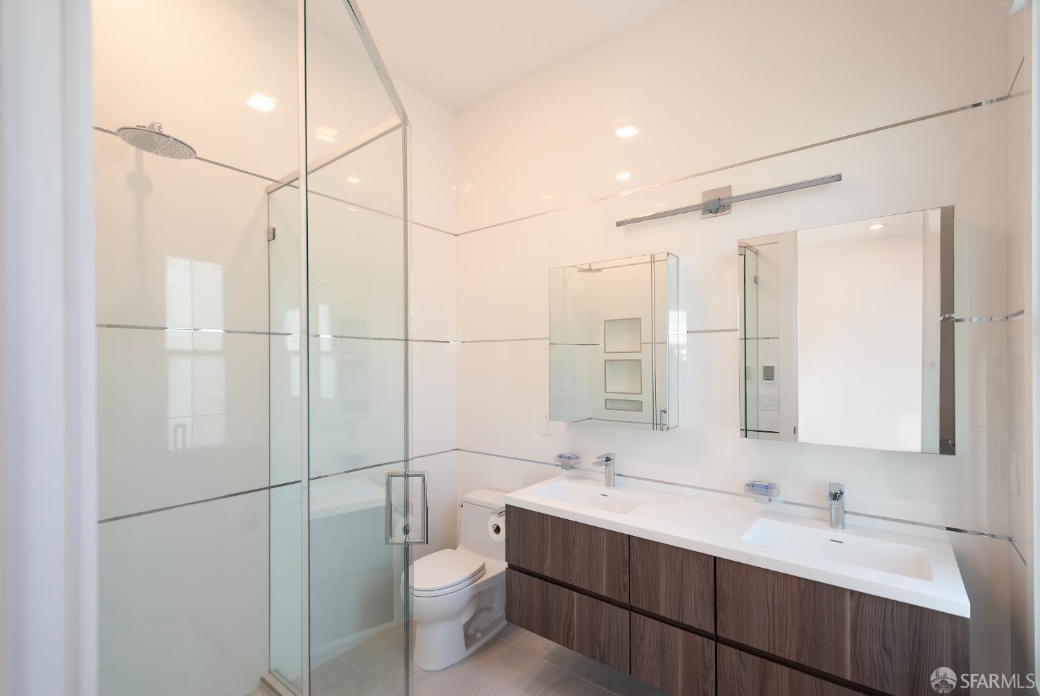 Detail Gallery Image 26 of 34 For 60 Carmelita St, San Francisco,  CA 94117 - 2 Beds | 2 Baths