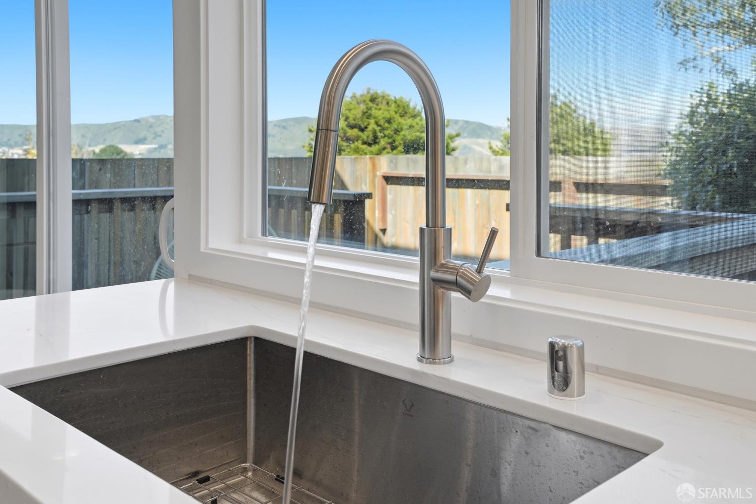 Detail Gallery Image 30 of 66 For 3730 Bettman Way, South San Francisco,  CA 94080 - 3 Beds | 2/1 Baths