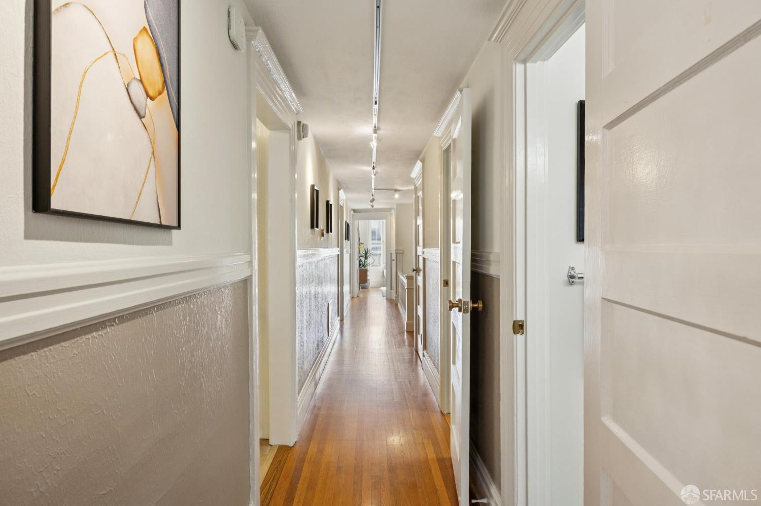 Photo #5: 426120997 Listing: Photo #5