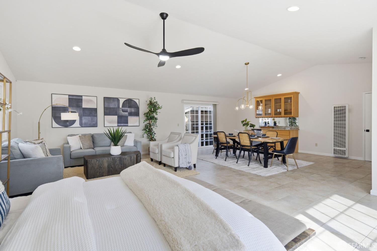 Detail Gallery Image 34 of 52 For 1728 Hubbard Ave, San Leandro,  CA 94579 - 3 Beds | 2/1 Baths