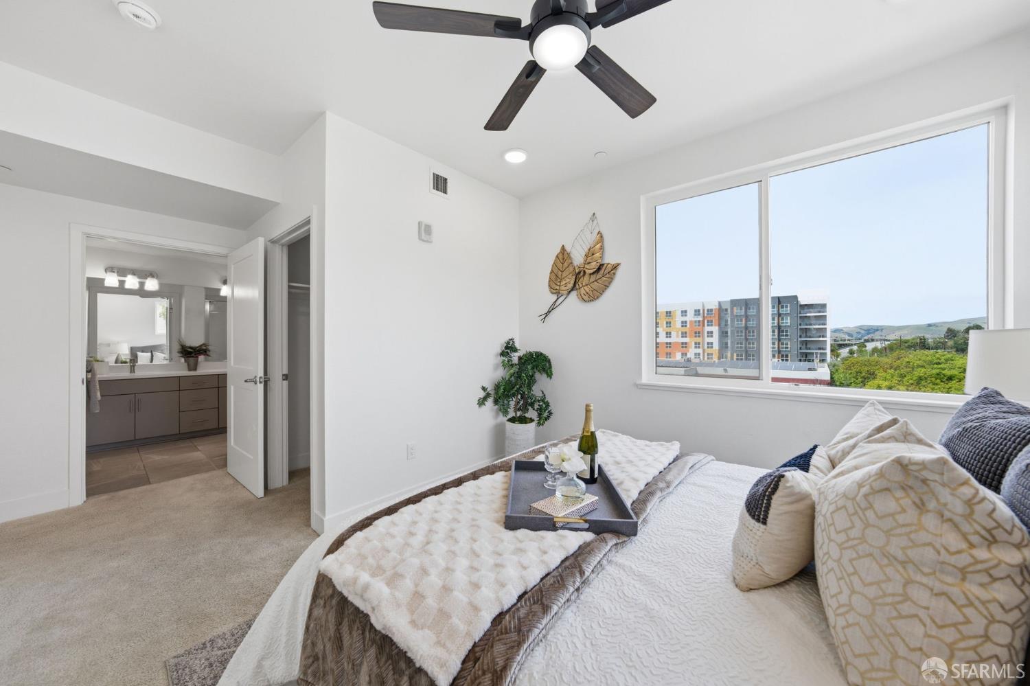 Detail Gallery Image 24 of 62 For 42111 Osgood Rd #304,  Fremont,  CA 94539 - 3 Beds | 2 Baths