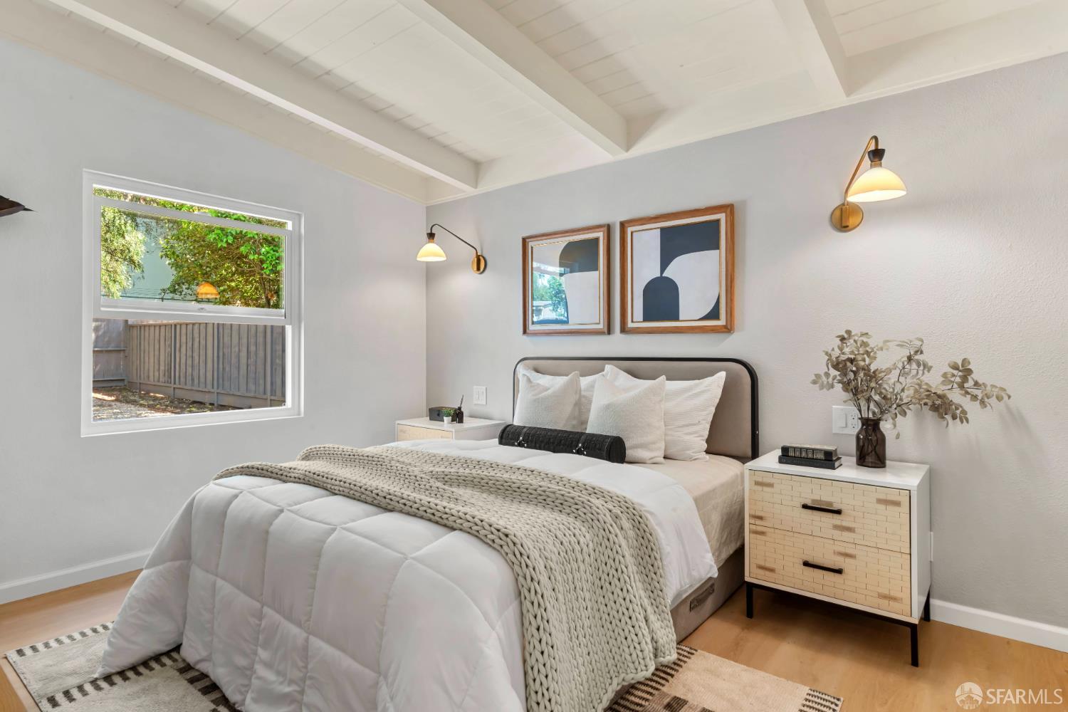 Detail Gallery Image 18 of 43 For 2670 Illinois St, East Palo Alto,  CA 94303 - 3 Beds | 1 Baths