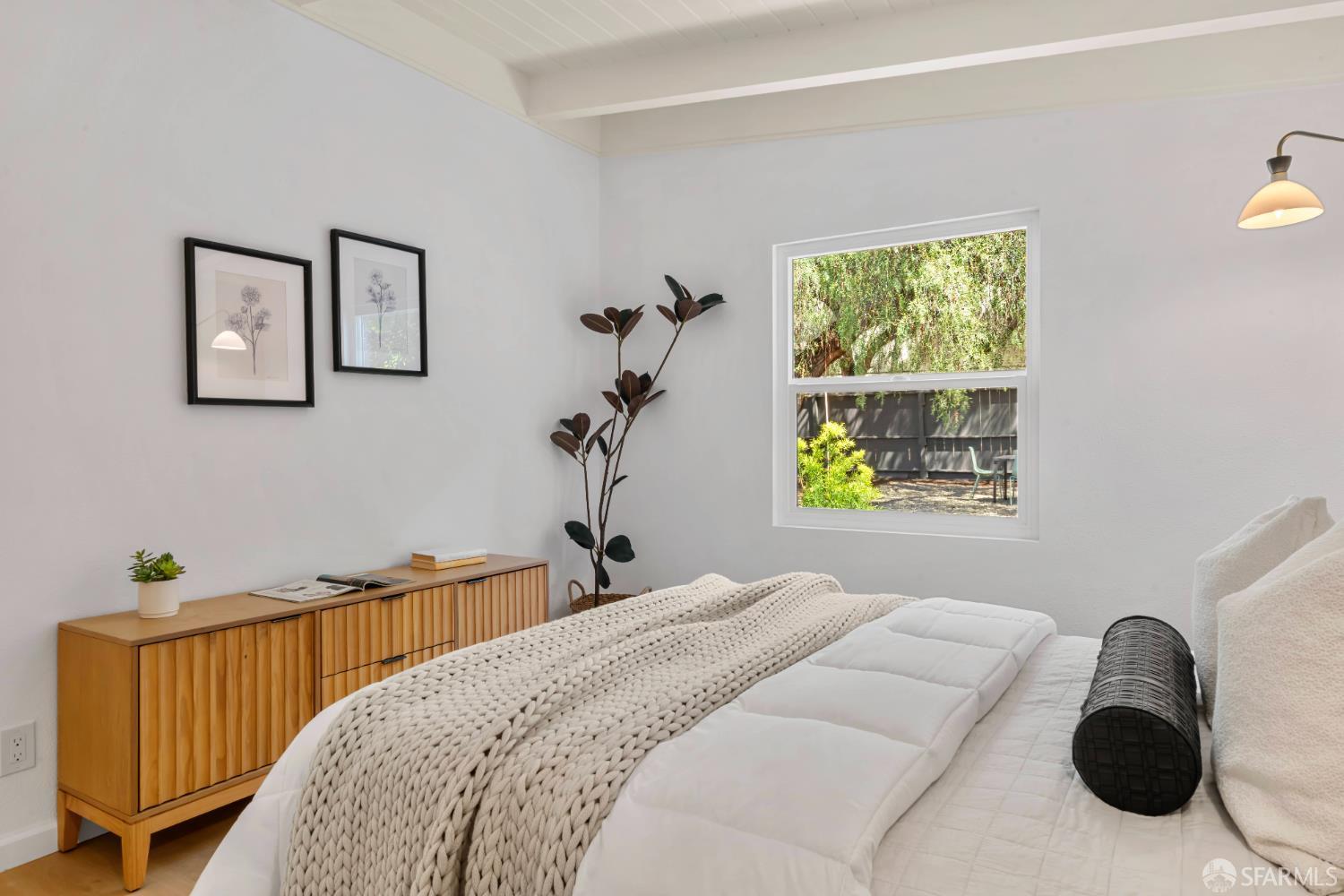 Detail Gallery Image 21 of 43 For 2670 Illinois St, East Palo Alto,  CA 94303 - 3 Beds | 1 Baths