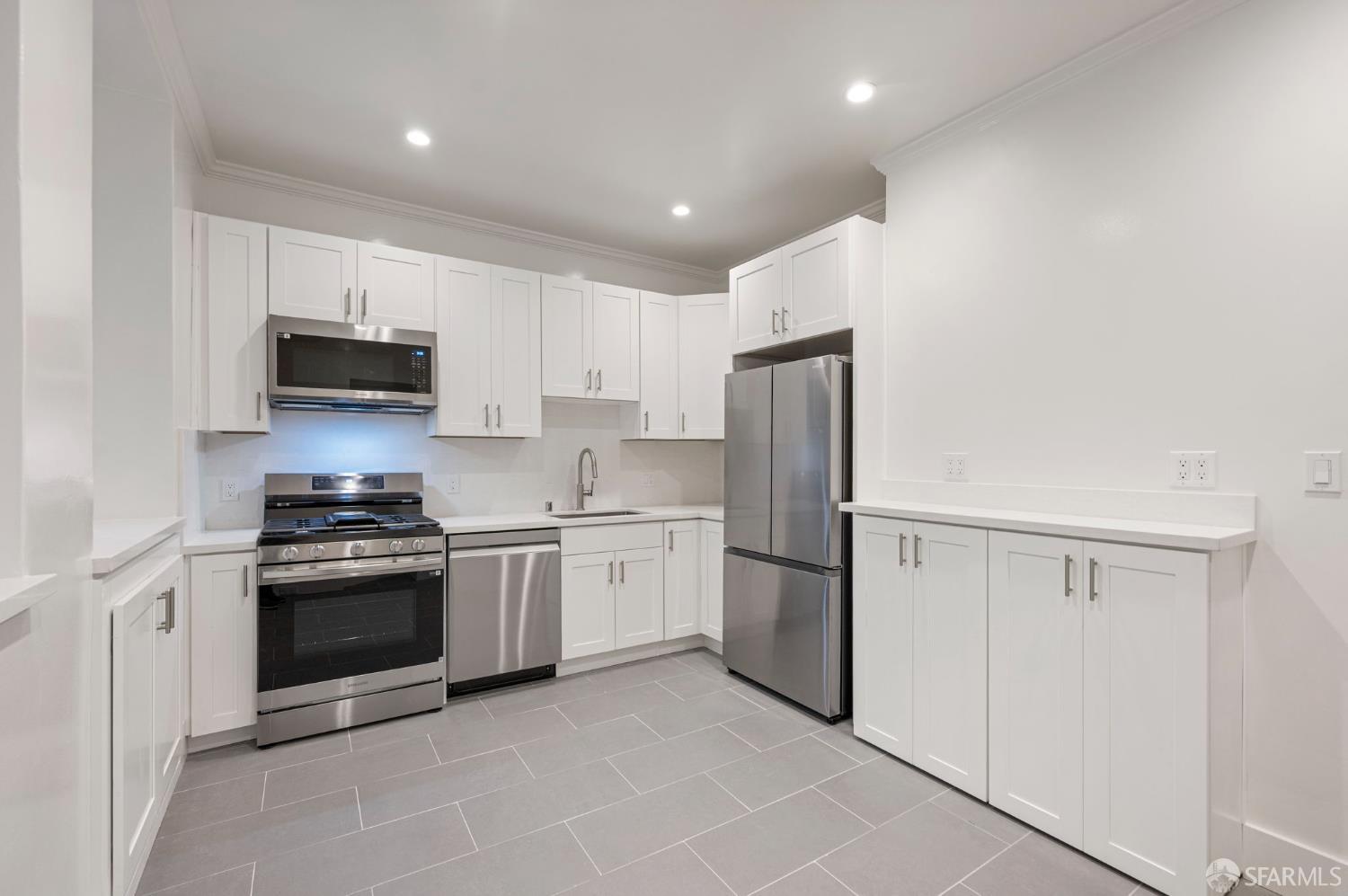 Photo #25: 426122002 Listing: Photo #25