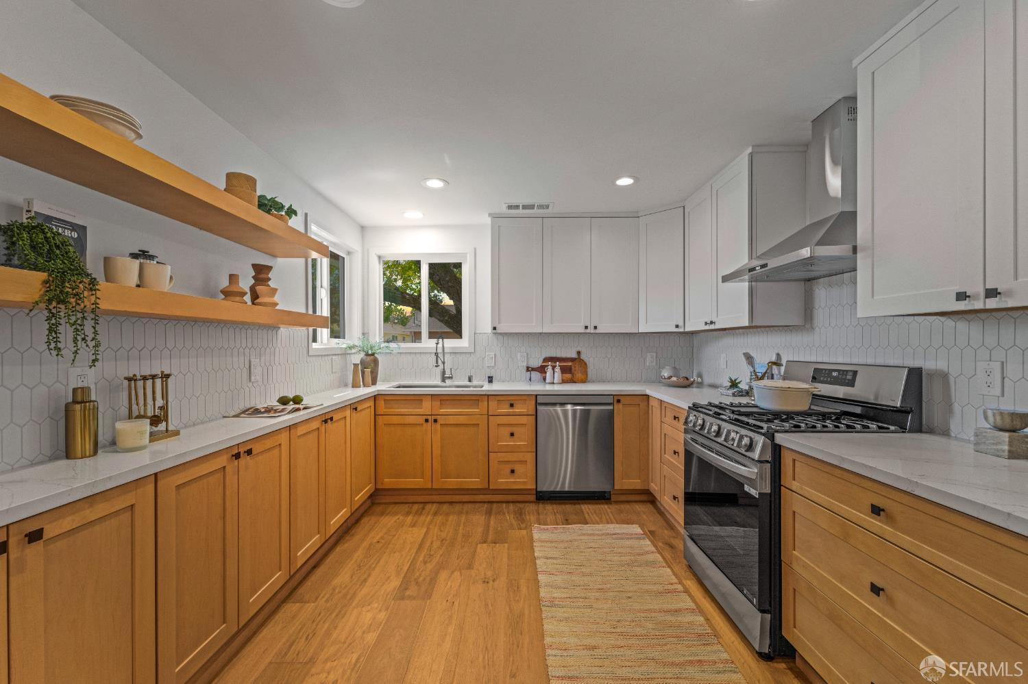 Detail Gallery Image 11 of 64 For 40 Ottawa St, San Mateo,  CA 94401 - 3 Beds | 3 Baths