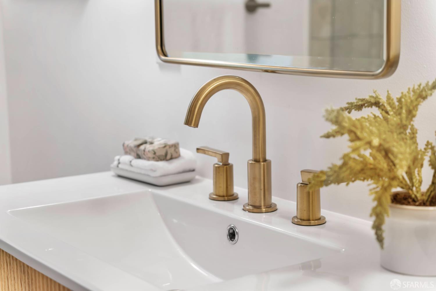 Detail Gallery Image 29 of 43 For 2670 Illinois St, East Palo Alto,  CA 94303 - 3 Beds | 1 Baths