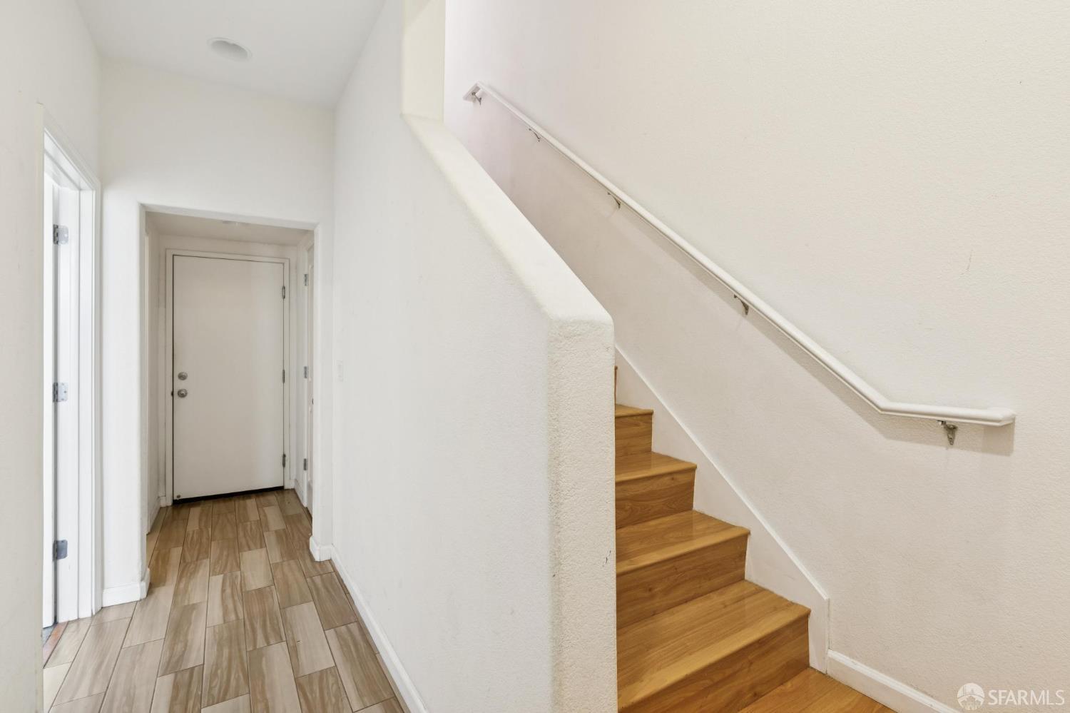 Detail Gallery Image 25 of 31 For 338 Village Ln, Richmond,  CA 94801 - 4 Beds | 4 Baths