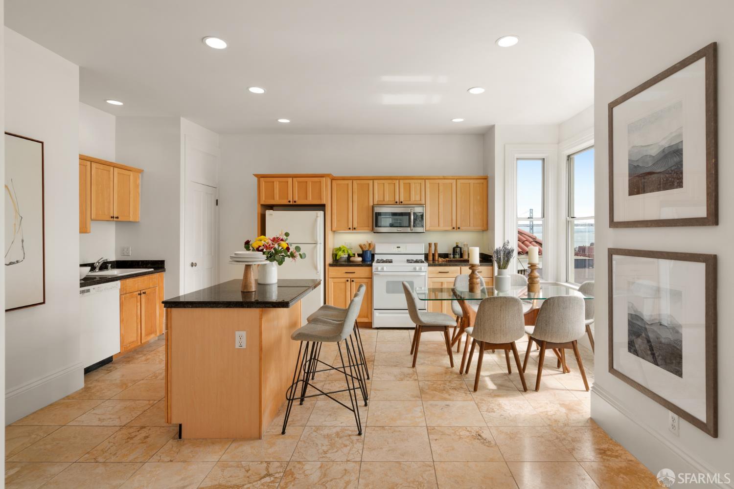 Photo #12: 426122536 Listing: Photo #12