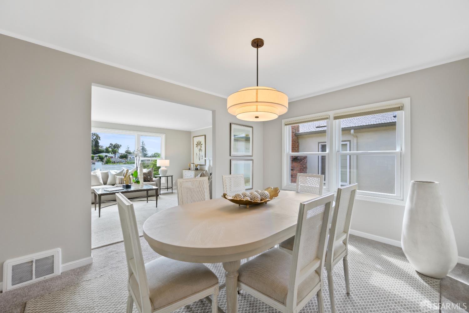 Detail Gallery Image 6 of 20 For 124 Vine St, San Carlos,  CA 94070 - 4 Beds | 2 Baths