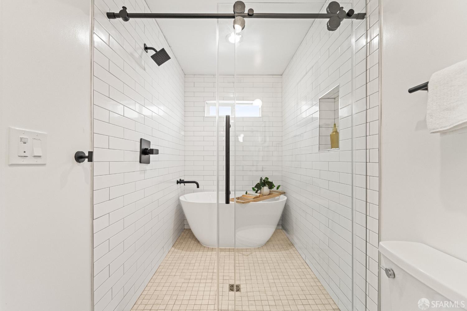 Detail Gallery Image 34 of 64 For 40 Ottawa St, San Mateo,  CA 94401 - 3 Beds | 3 Baths