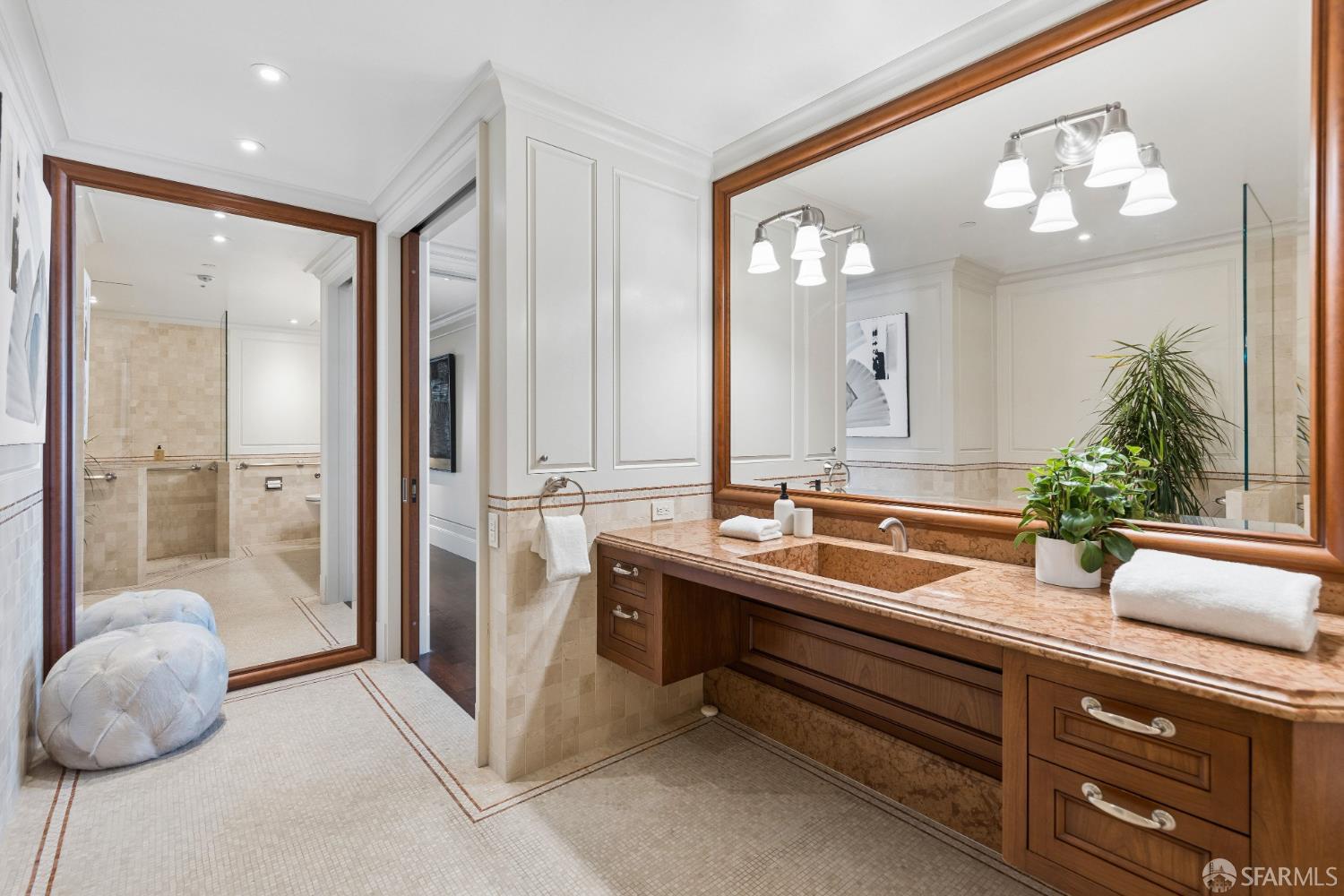 Photo #25: 426110092 Listing: Photo #25