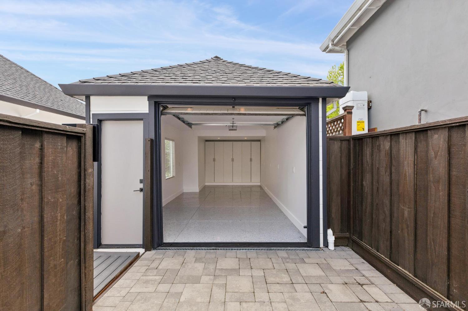 Detail Gallery Image 44 of 50 For 1121 Summer Ave, Burlingame,  CA 94010 - 3 Beds | 2/1 Baths