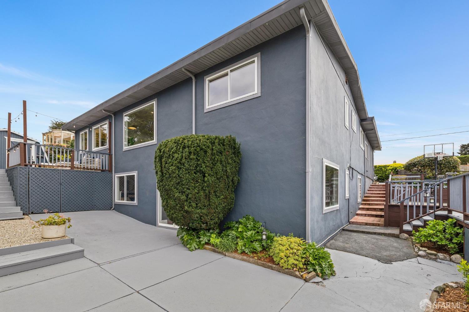 Detail Gallery Image 67 of 94 For 545 Talbot Ave, Pacifica,  CA 94044 - 4 Beds | 3 Baths