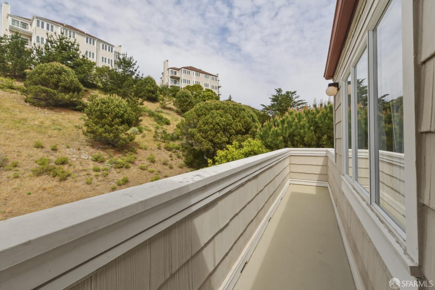 Detail Gallery Image 39 of 47 For 743 Green Ridge Dr #1,  Daly City,  CA 94014 - 2 Beds | 2 Baths