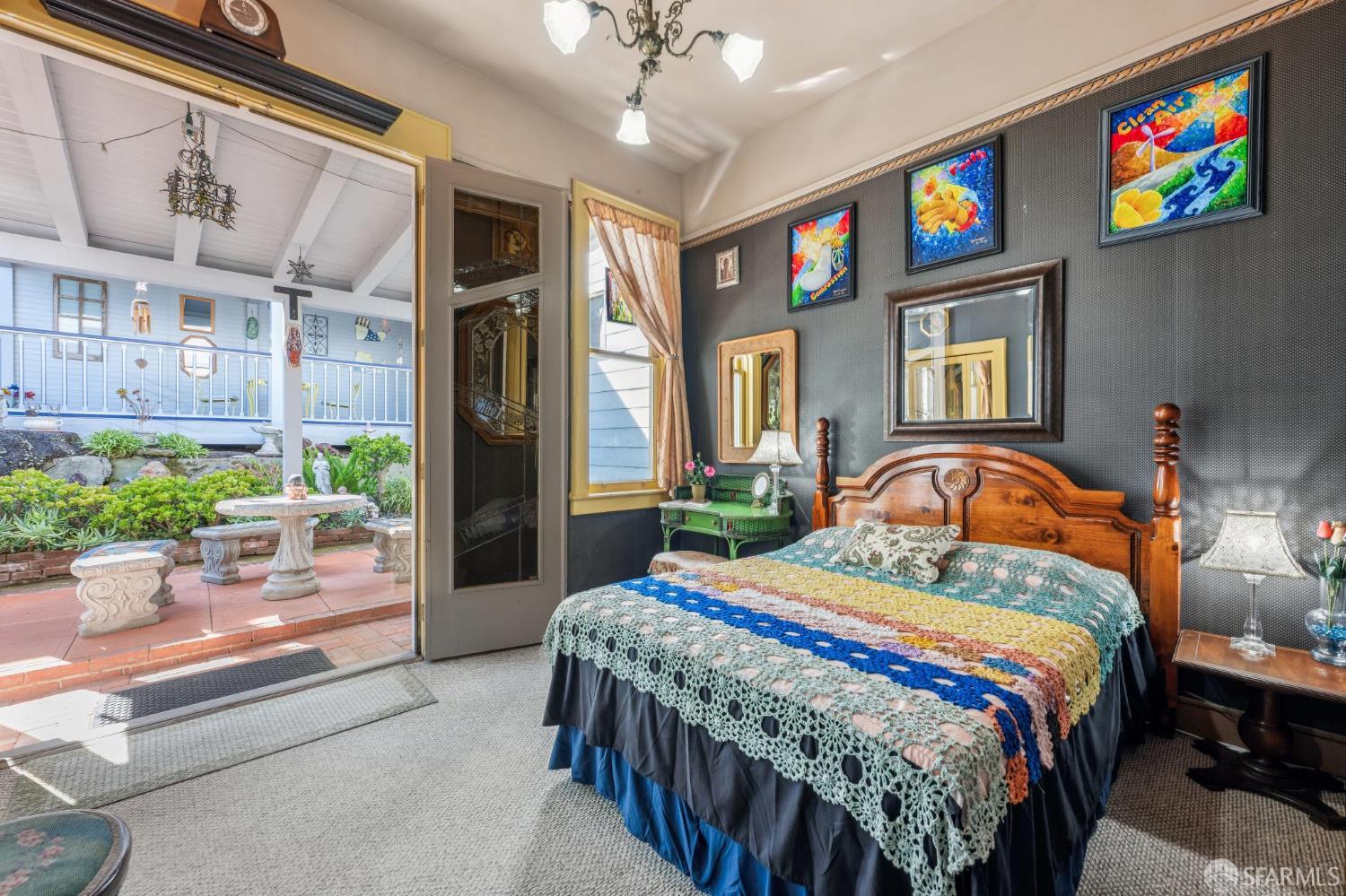 300 Castro, San Francisco, CA, 94114