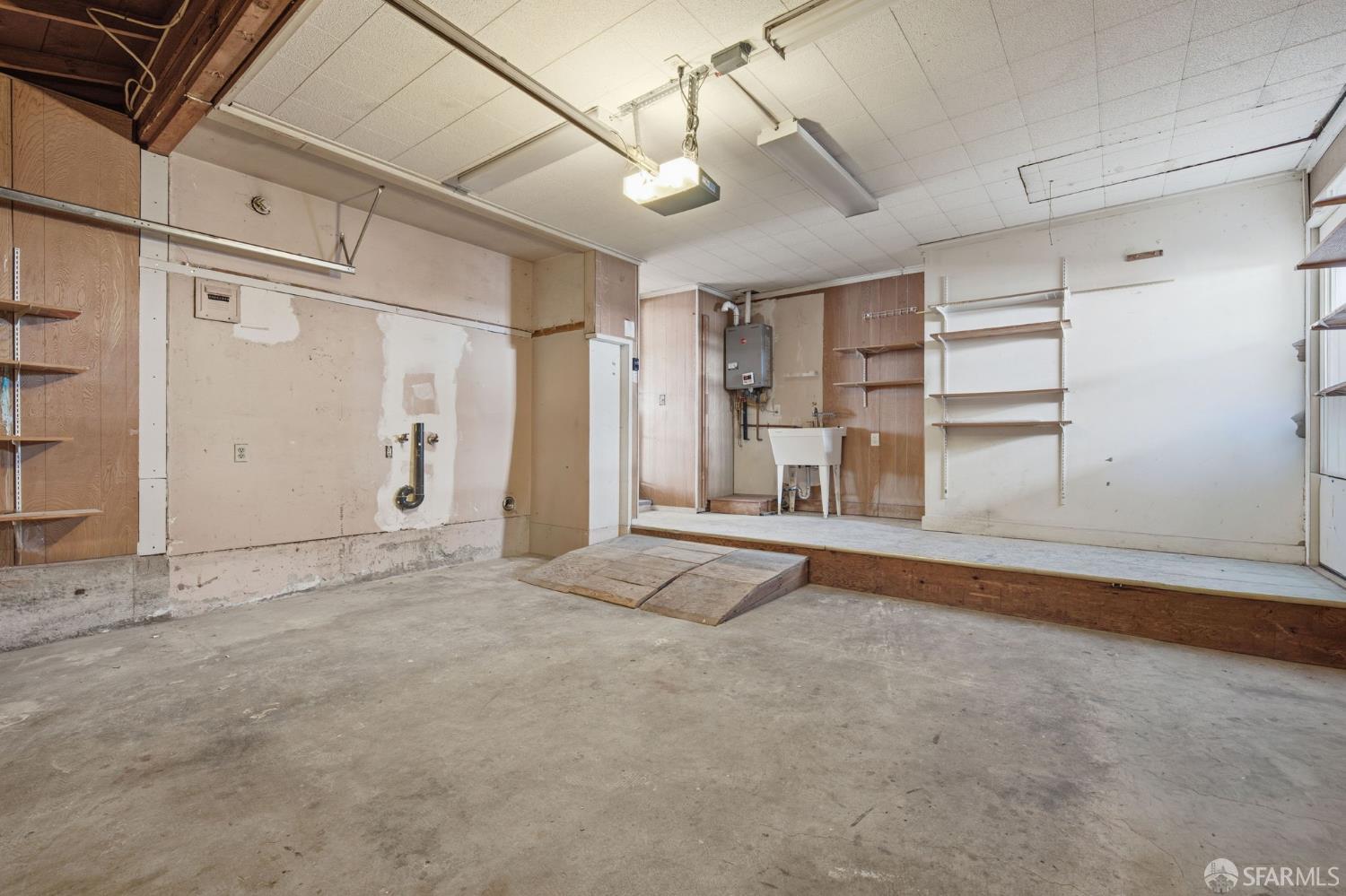 Detail Gallery Image 44 of 52 For 1728 Hubbard Ave, San Leandro,  CA 94579 - 3 Beds | 2/1 Baths