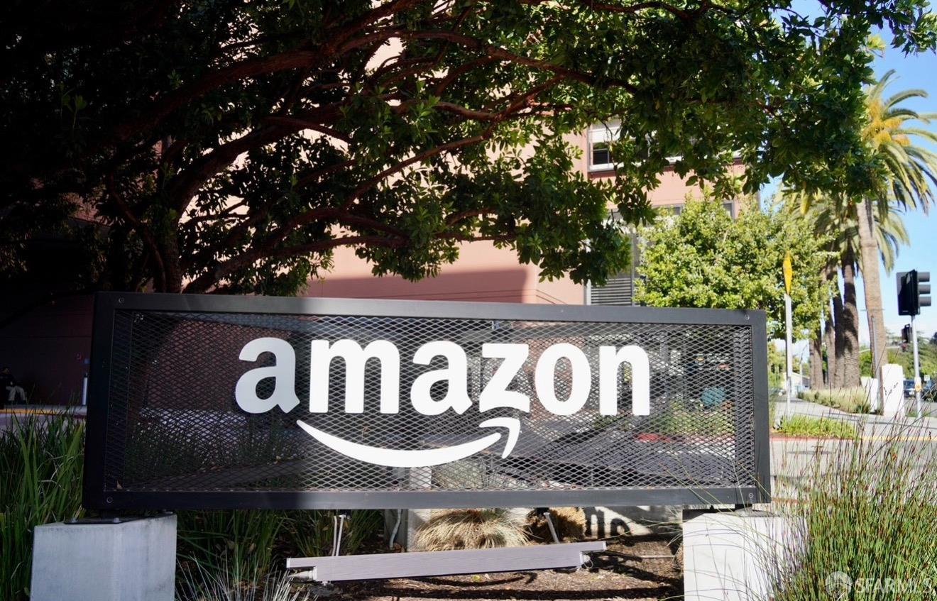 Detail Gallery Image 37 of 43 For 2670 Illinois St, East Palo Alto,  CA 94303 - 3 Beds | 1 Baths