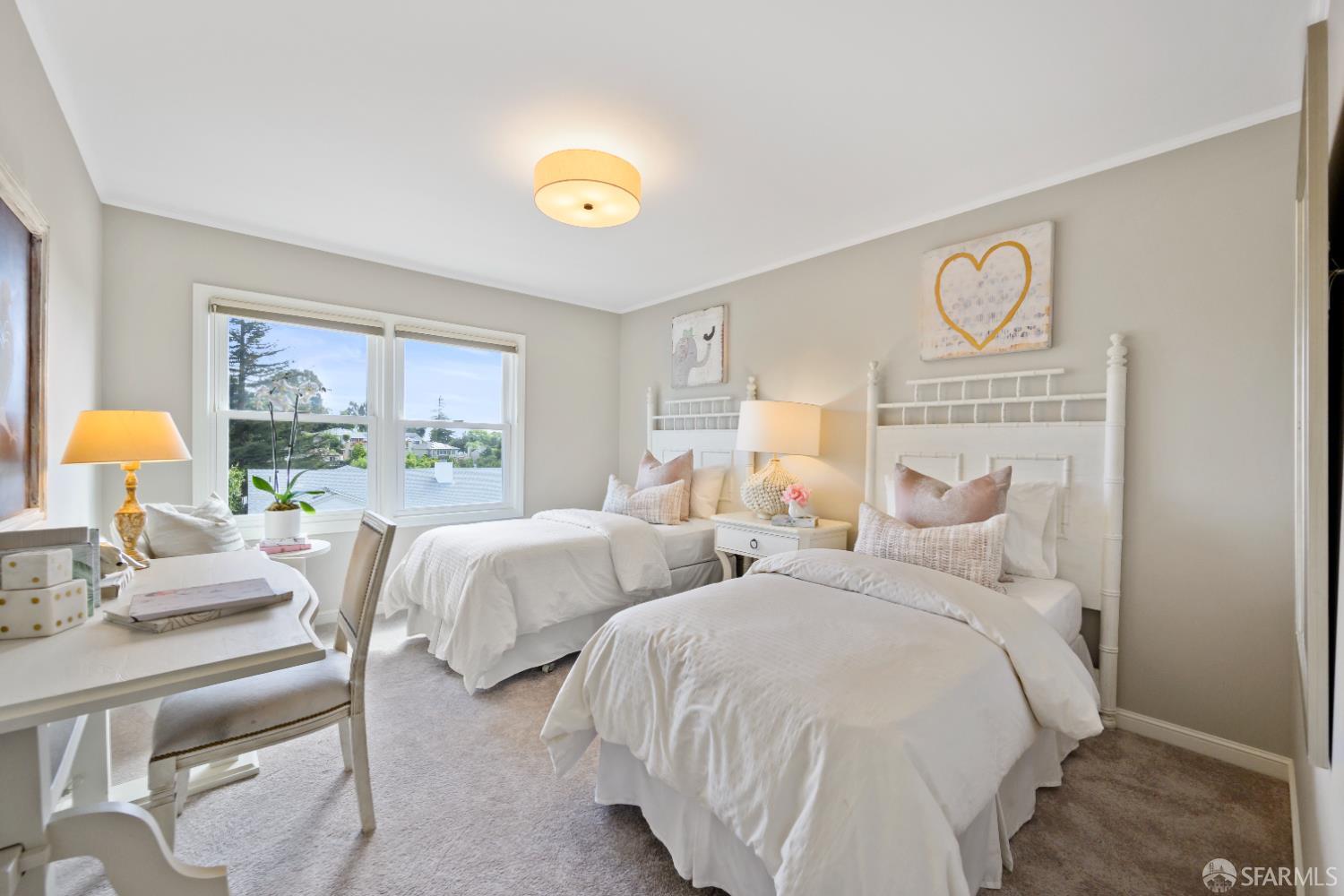 Detail Gallery Image 14 of 20 For 124 Vine St, San Carlos,  CA 94070 - 4 Beds | 2 Baths