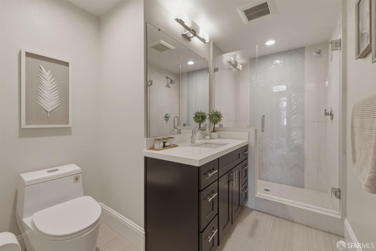 Detail Gallery Image 29 of 44 For 530 El Camino Real #309,  Burlingame,  CA 94010 - 2 Beds | 2 Baths