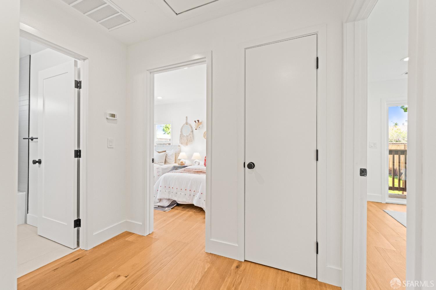 Detail Gallery Image 20 of 64 For 40 Ottawa St, San Mateo,  CA 94401 - 3 Beds | 3 Baths