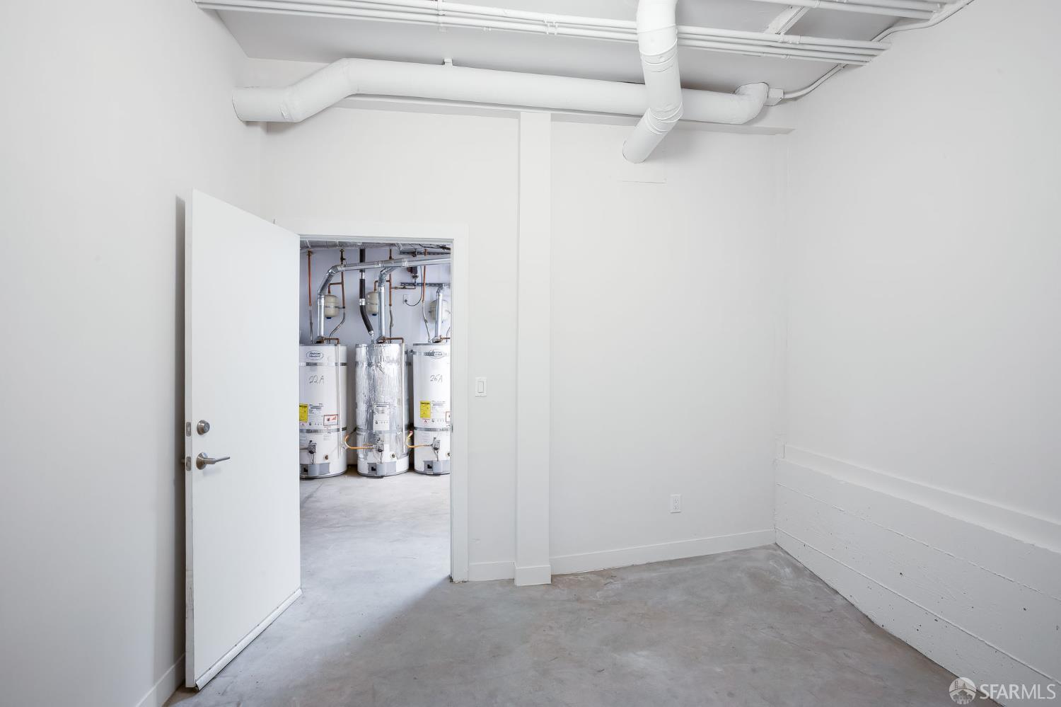 Photo #18: 426122485 Listing: Photo #18