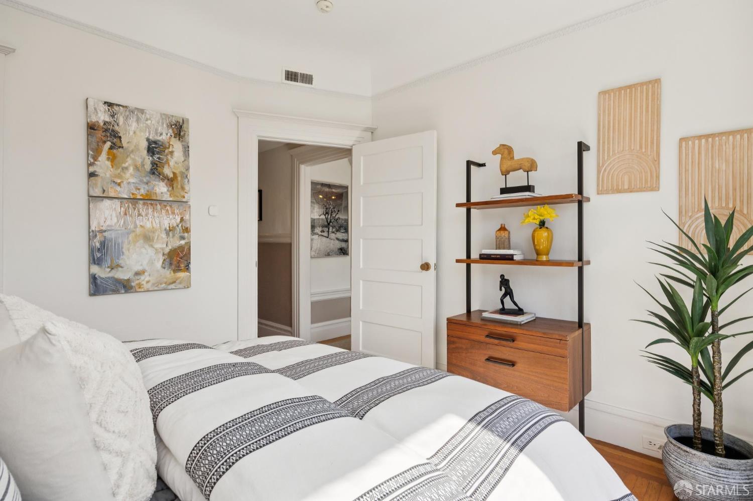 Photo #39: 426120997 Listing: Photo #39