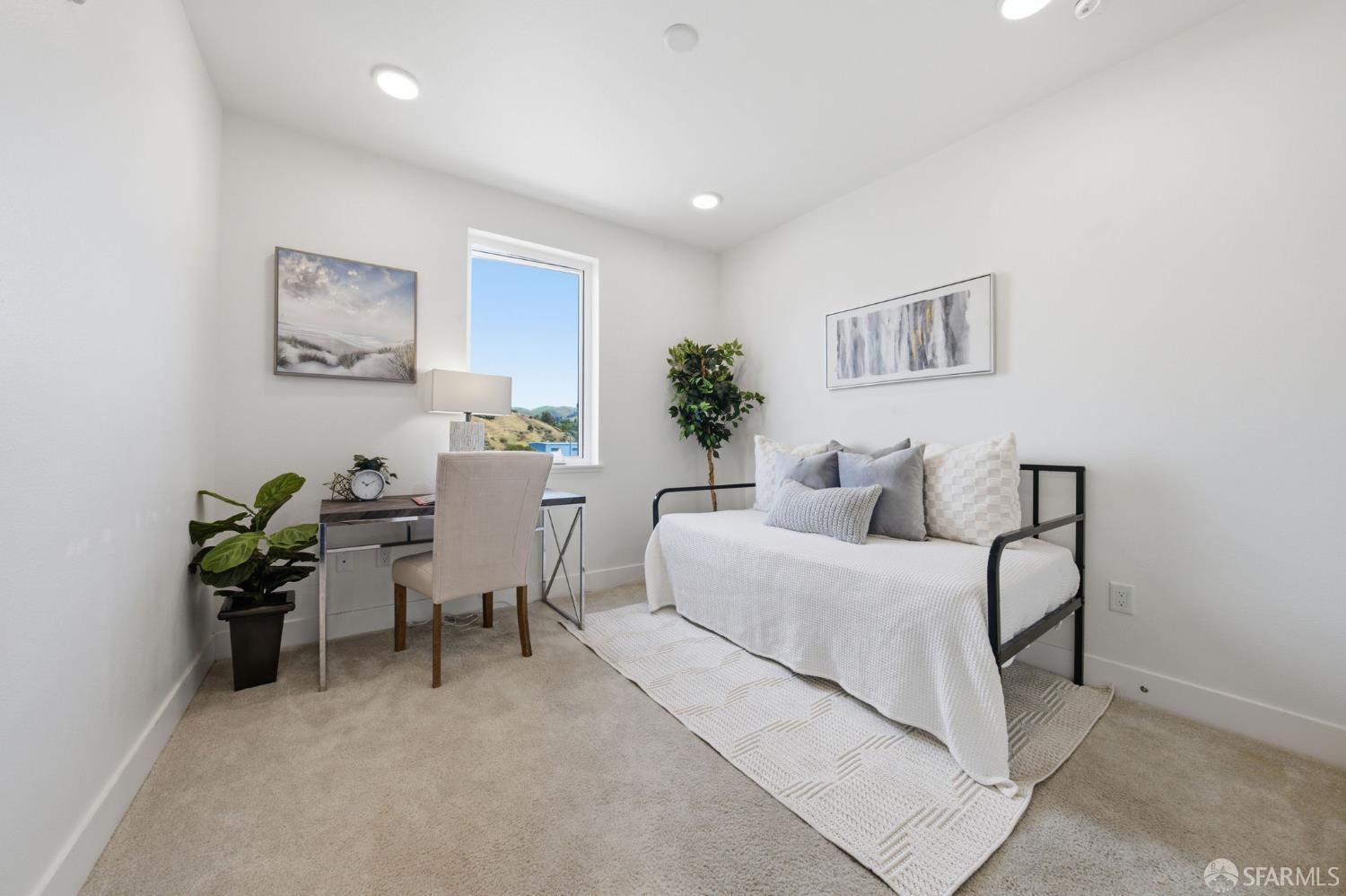 Detail Gallery Image 31 of 62 For 42111 Osgood Rd #304,  Fremont,  CA 94539 - 3 Beds | 2 Baths