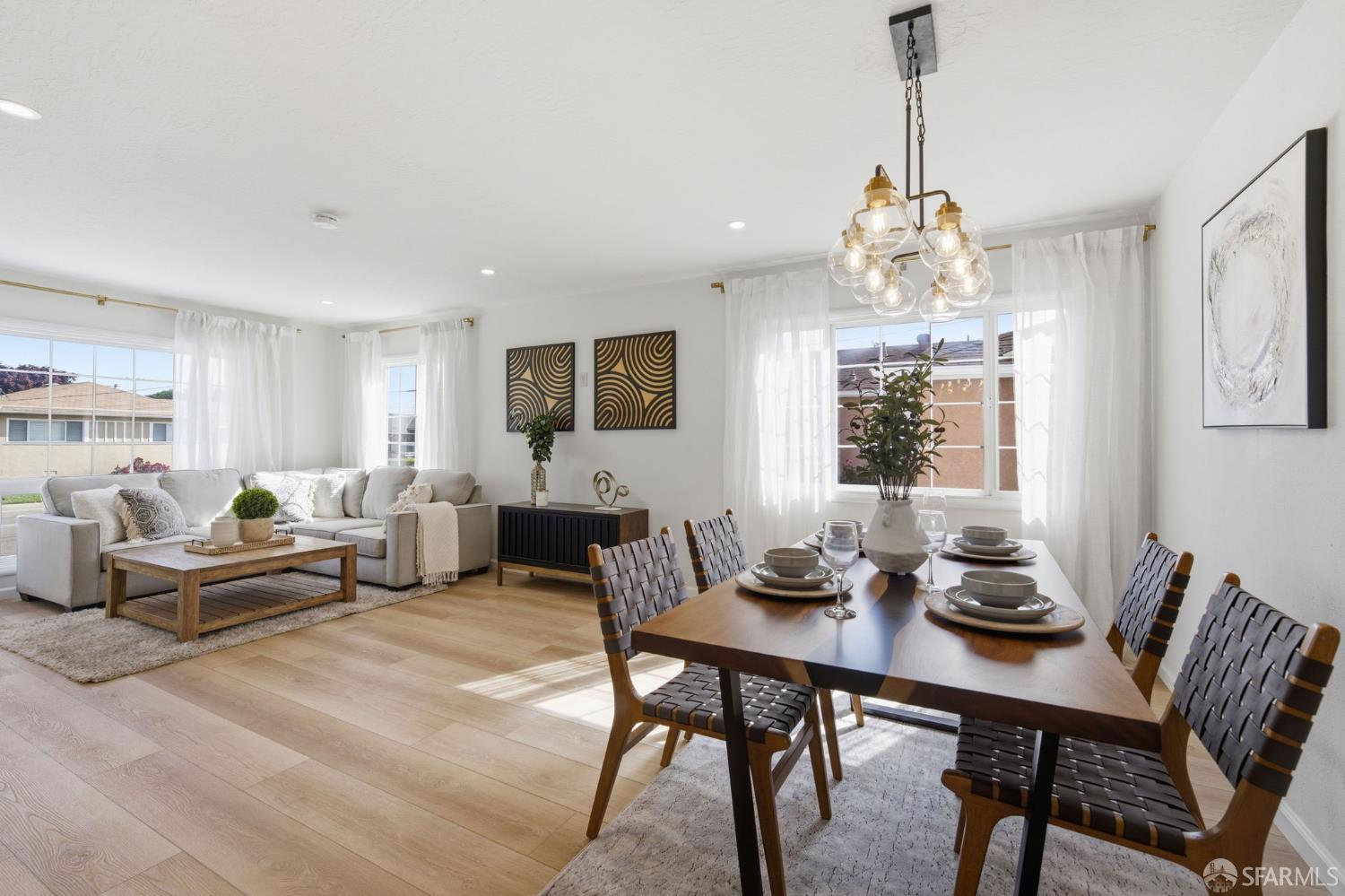 Detail Gallery Image 12 of 52 For 1728 Hubbard Ave, San Leandro,  CA 94579 - 3 Beds | 2/1 Baths