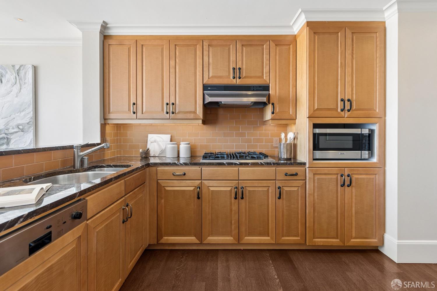 Photo #15: 426110092 Listing: Photo #15